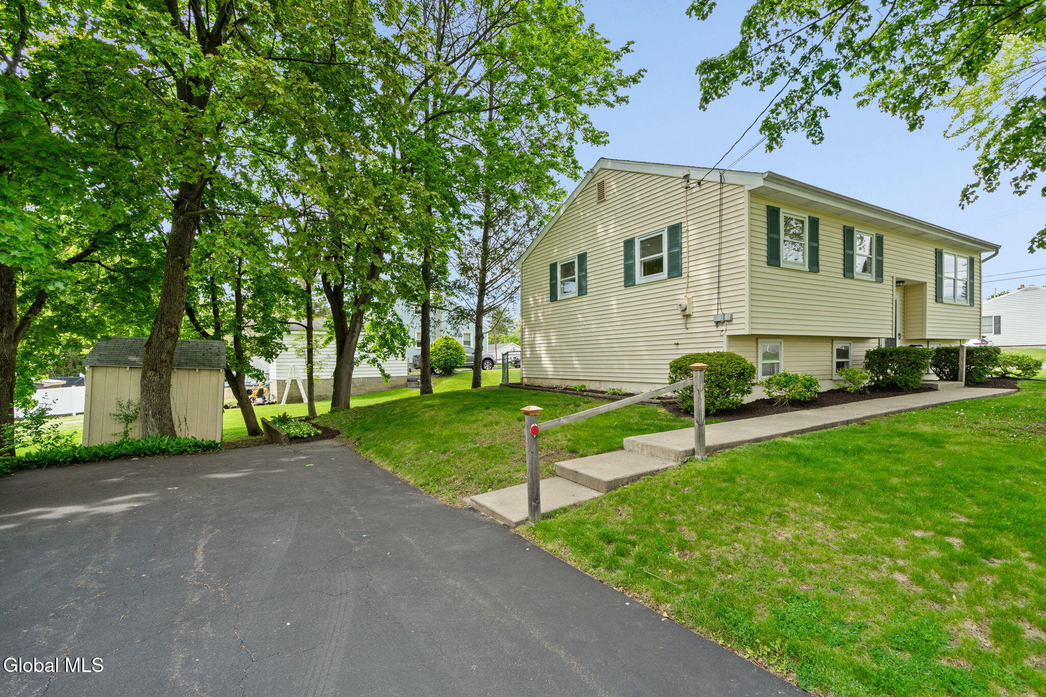 28 Corliss Avenue Rensselaer NY 12144