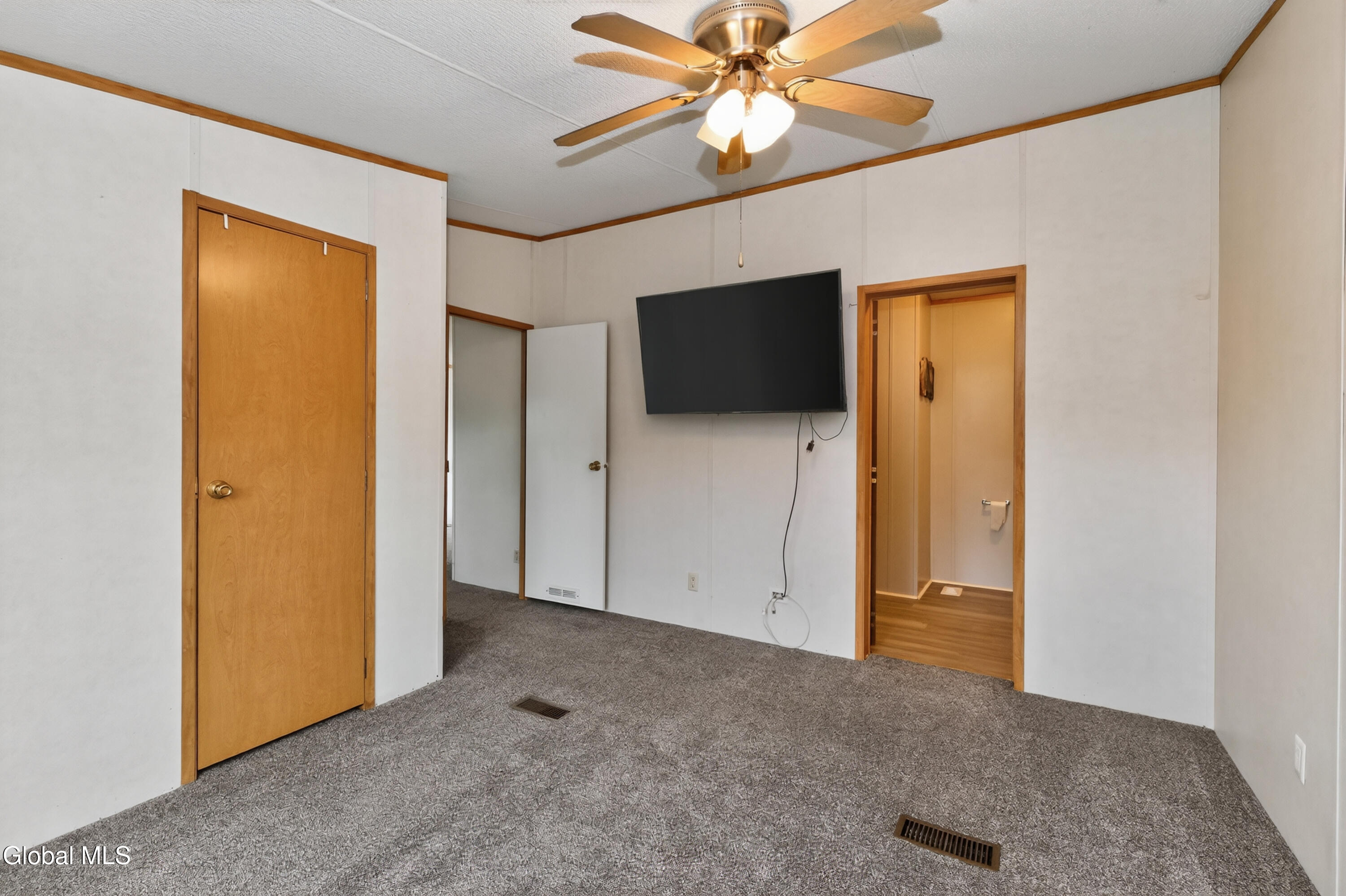 509 Drifting Ridge Fort Edward NY 12828