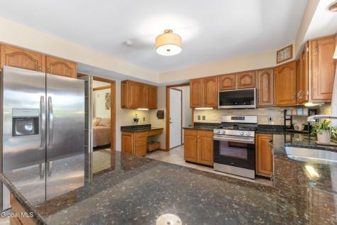 607 Salvia Lane Schenectady NY 12303