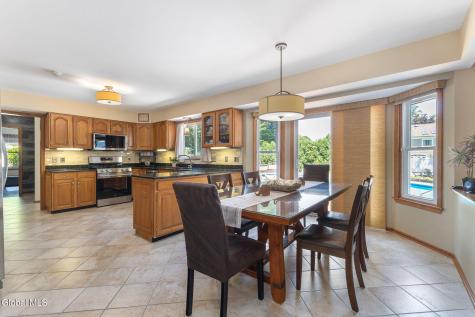 607 Salvia Lane Schenectady NY 12303