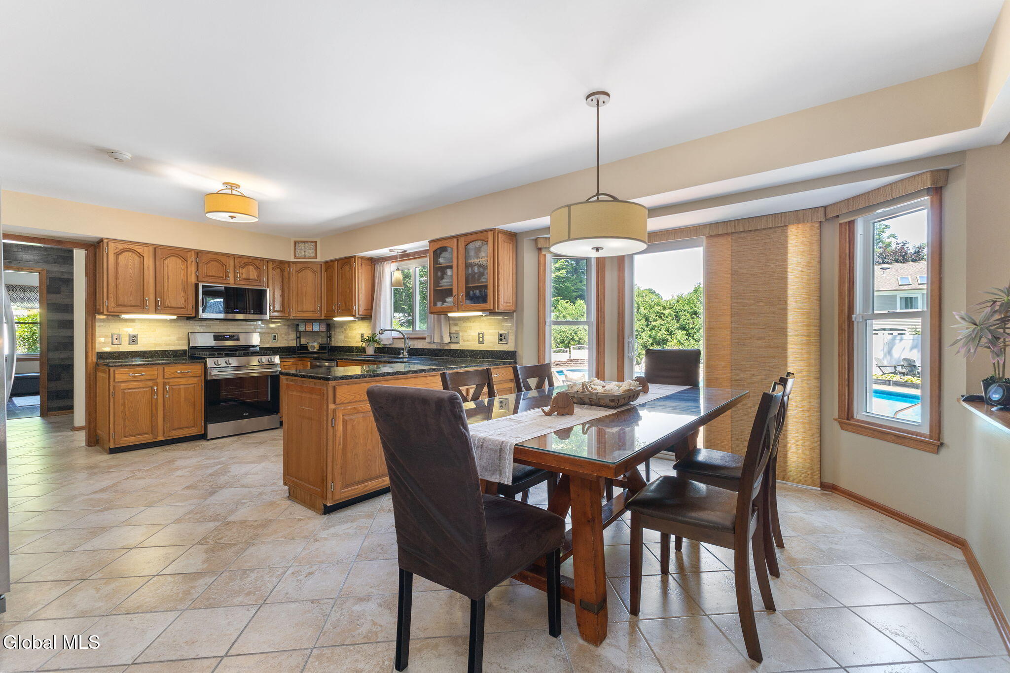 607 Salvia Lane Schenectady NY 12303