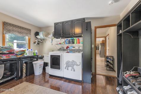 607 Salvia Lane Schenectady NY 12303