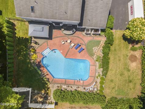 607 Salvia Lane Schenectady NY 12303