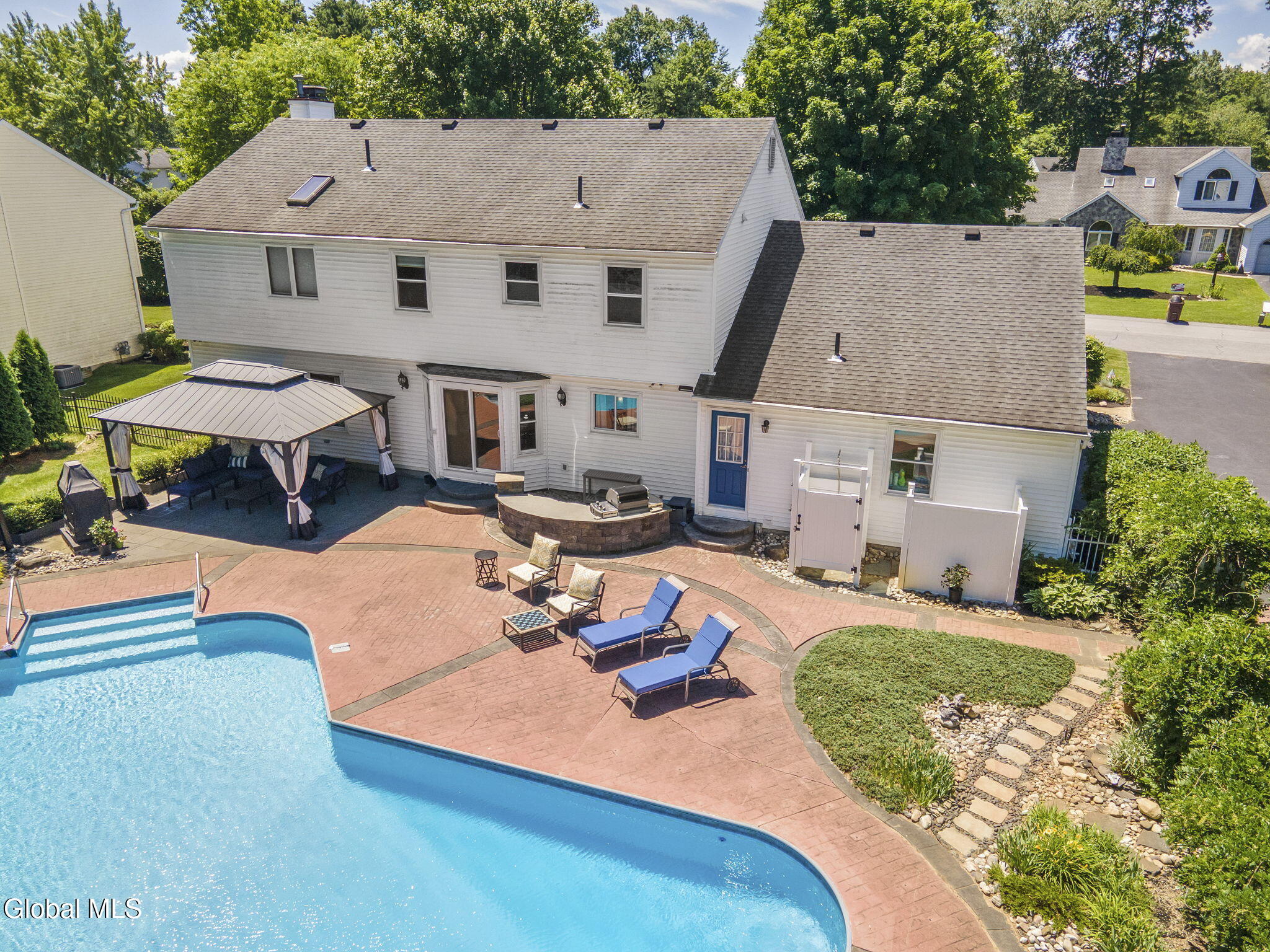 607 Salvia Lane Schenectady NY 12303