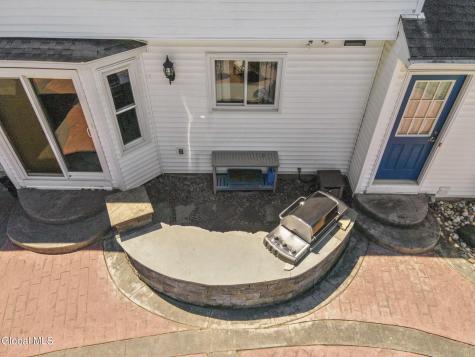 607 Salvia Lane Schenectady NY 12303