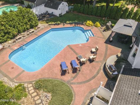 607 Salvia Lane Schenectady NY 12303