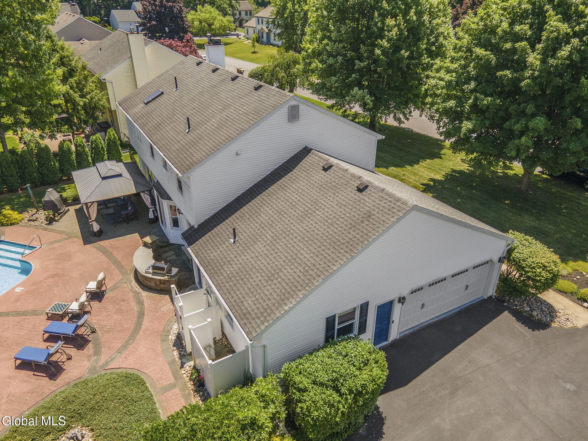 607 Salvia Lane Schenectady NY 12303