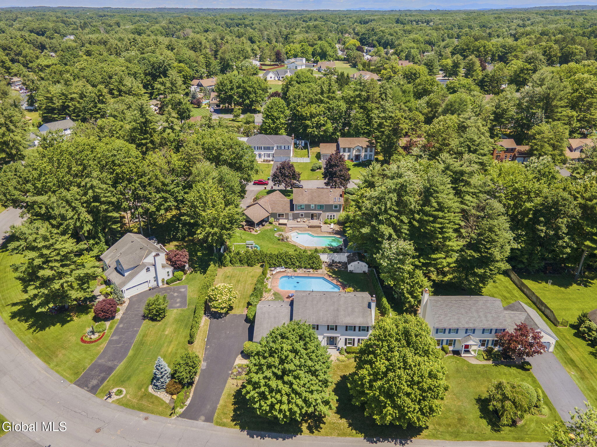 607 Salvia Lane Schenectady NY 12303