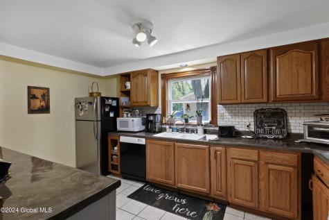 1609 Route 9 Fort Edward NY 12828