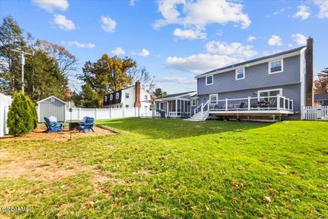 113 Westchester Drive N Delmar NY 12054