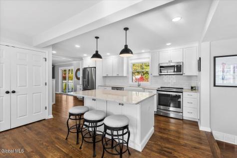 113 Westchester Drive N Delmar NY 12054