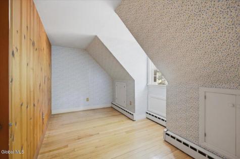 182 Roweland Avenue Delmar NY 12054