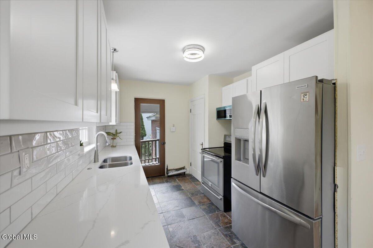 182 Roweland Avenue Delmar NY 12054