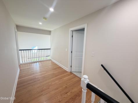 27 Dublin Court Latham NY 12110