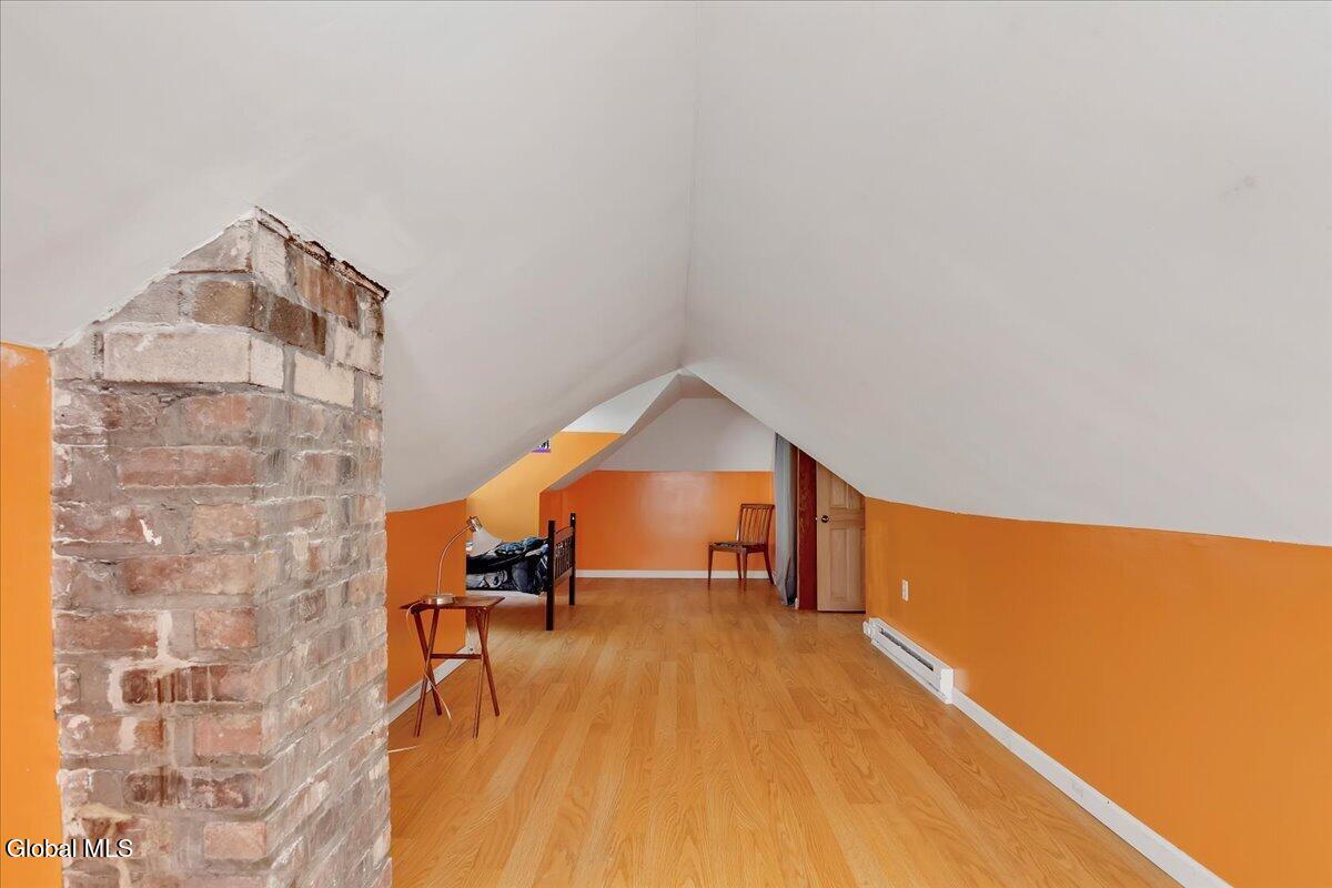 1221 Jason Lane Niskayuna NY 12309