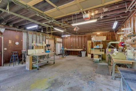 1221 Jason Lane Niskayuna NY 12309