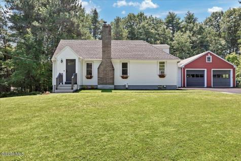 1221 Jason Lane Niskayuna NY 12309