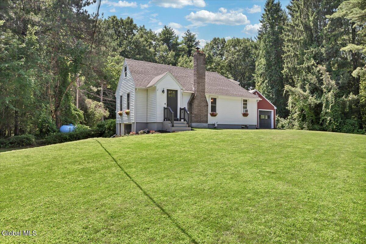 1221 Jason Lane Niskayuna NY 12309