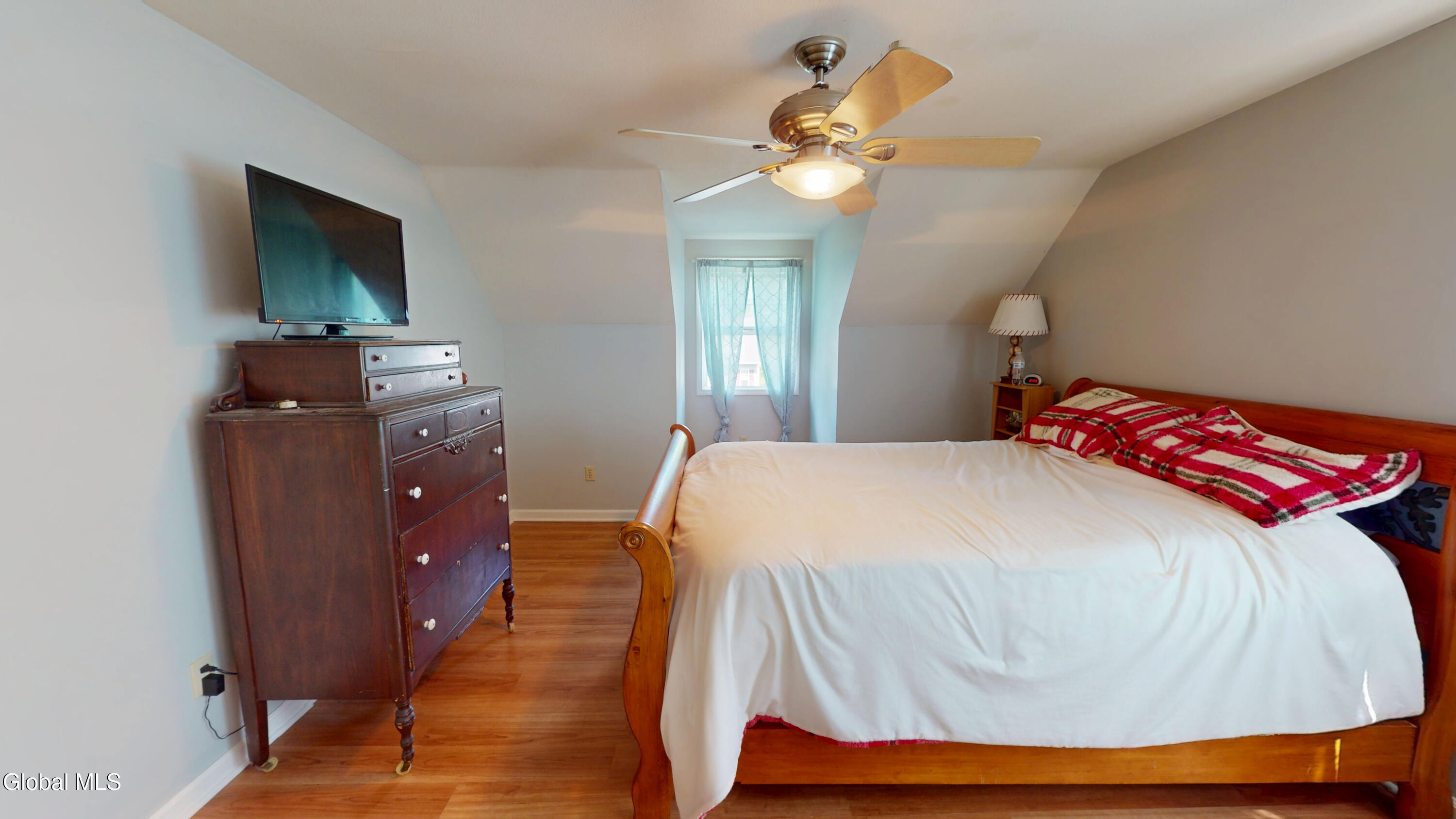 27 Ridge Road Ravena NY 12143