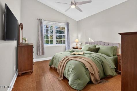 5 Highcroft Court Niskayuna NY 12309