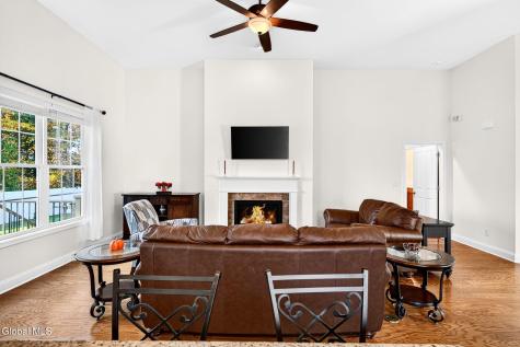 5 Highcroft Court Niskayuna NY 12309