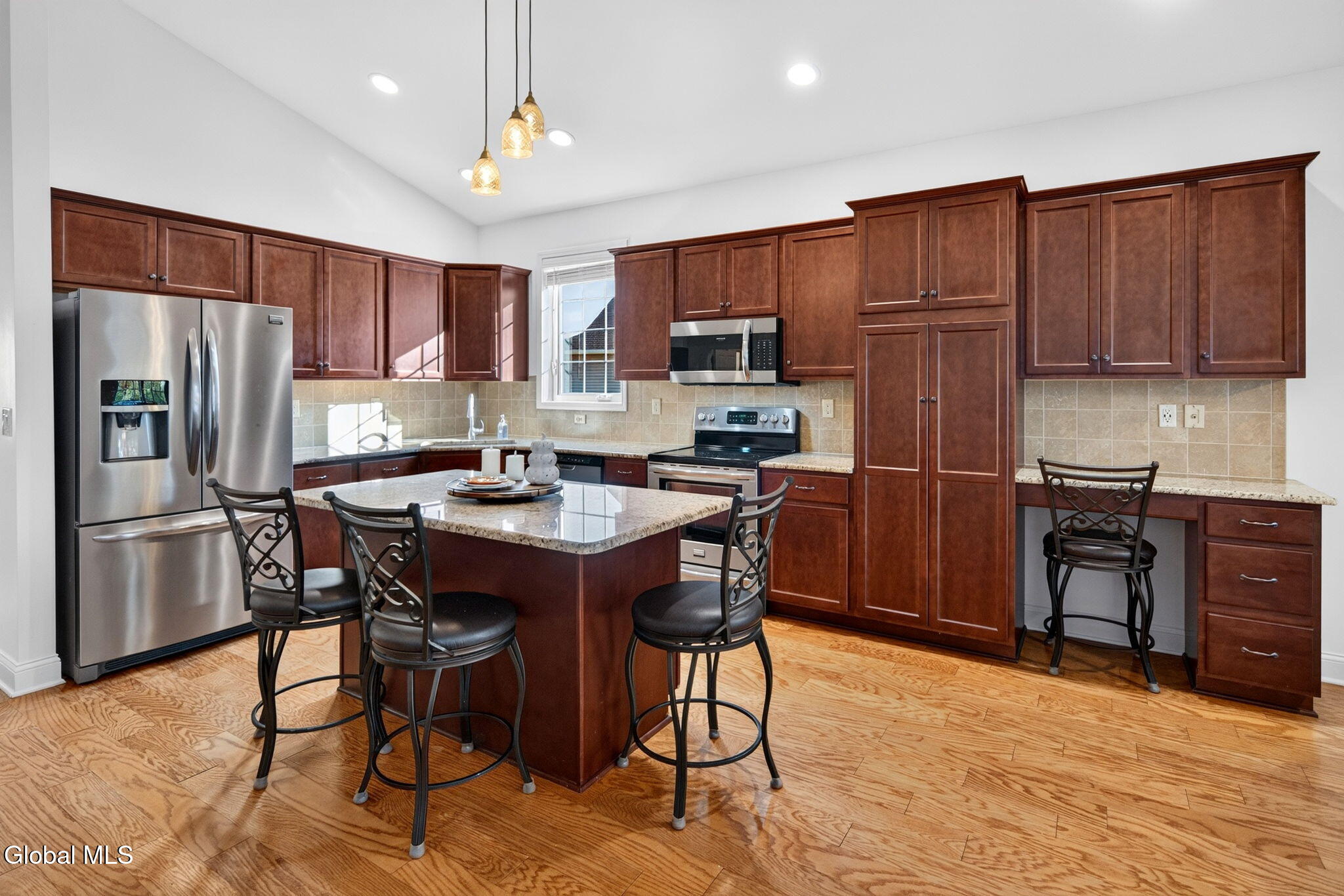 5 Highcroft Court Niskayuna NY 12309