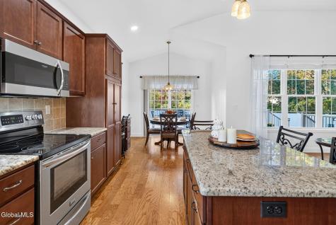 5 Highcroft Court Niskayuna NY 12309