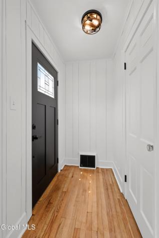 335 Hampton Avenue Rensselaer NY 12144