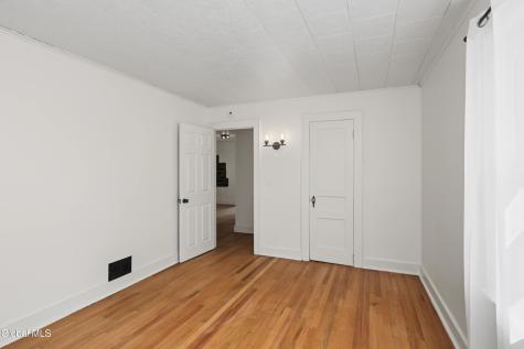 335 Hampton Avenue Rensselaer NY 12144