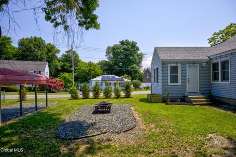 335 Hampton Avenue Rensselaer NY 12144