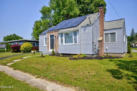 335 Hampton Avenue Rensselaer NY 12144