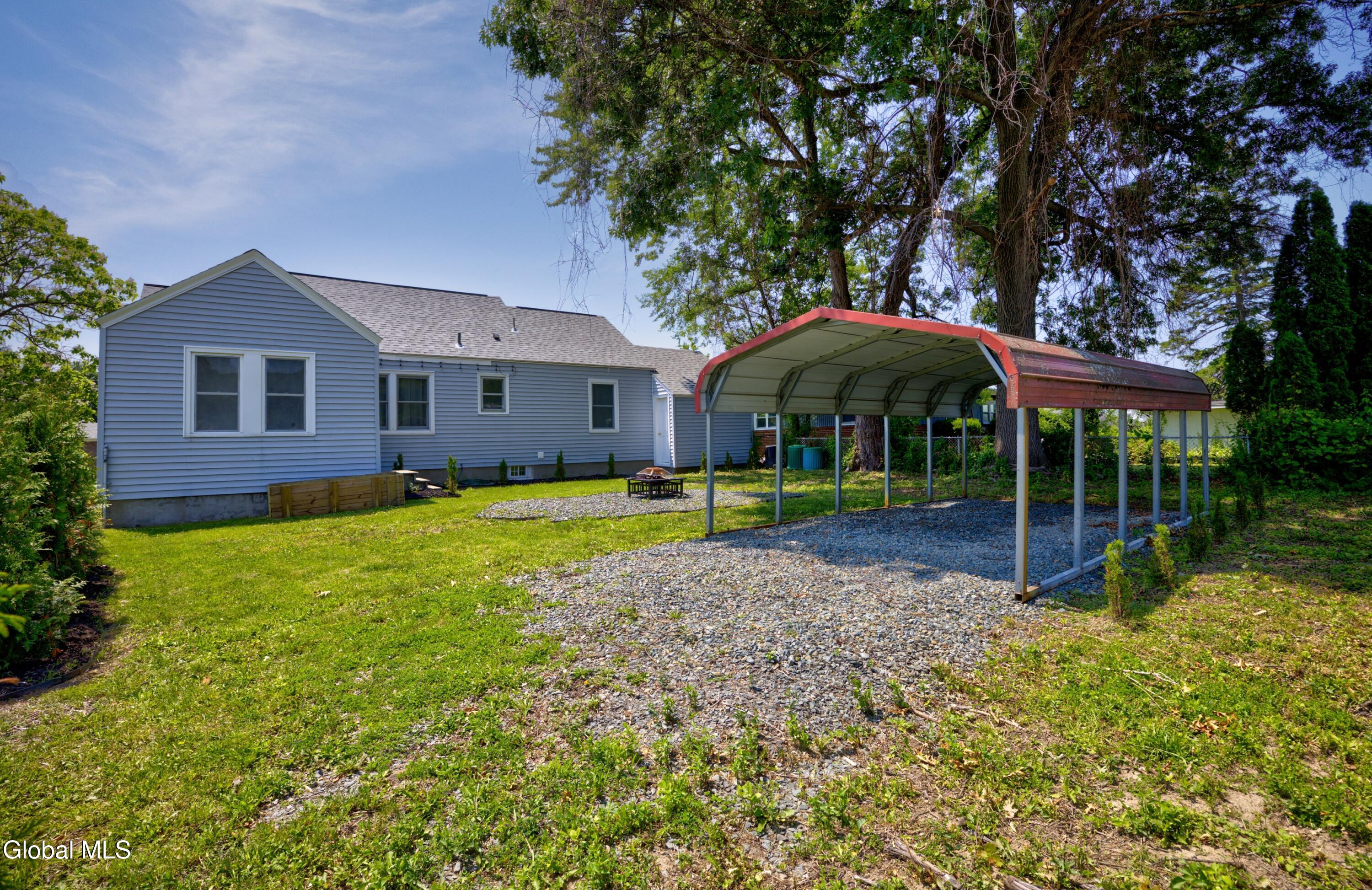 335 Hampton Avenue Rensselaer NY 12144