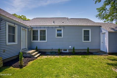 335 Hampton Avenue Rensselaer NY 12144