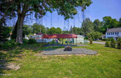 335 Hampton Avenue Rensselaer NY 12144