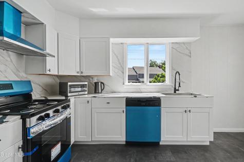 335 Hampton Avenue Rensselaer NY 12144
