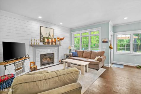 17 Kimberly Lane Queensbury NY 12804