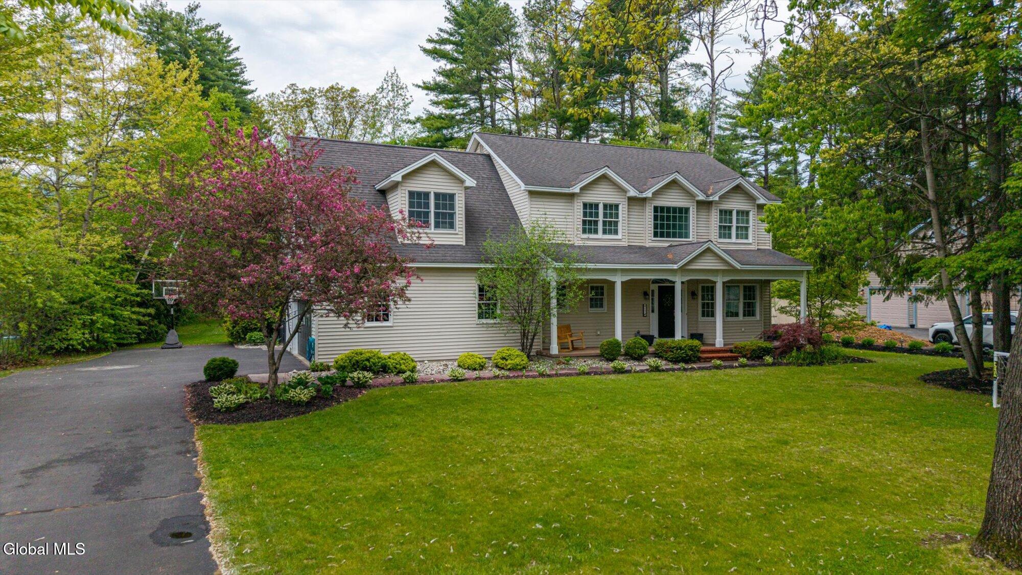 17 Kimberly Lane Queensbury NY 12804
