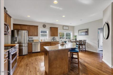13 Coronado Way Malta NY 12020