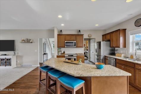13 Coronado Way Malta NY 12020