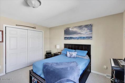 13 Coronado Way Malta NY 12020