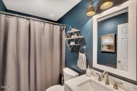 13 Coronado Way Malta NY 12020