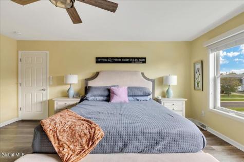 13 Coronado Way Malta NY 12020