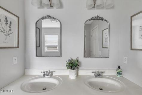 13 Coronado Way Malta NY 12020