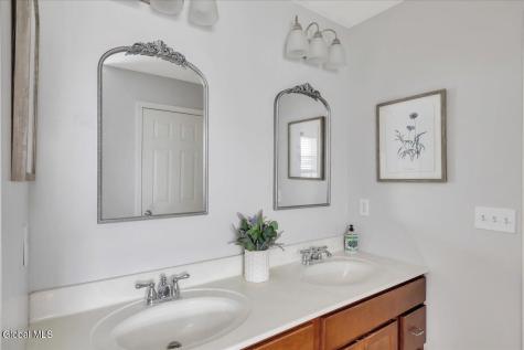 13 Coronado Way Malta NY 12020