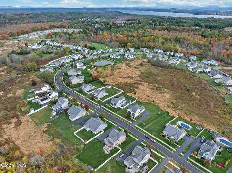 13 Coronado Way Malta NY 12020