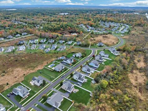 13 Coronado Way Malta NY 12020