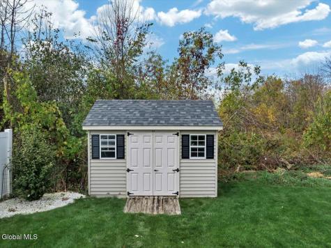 13 Coronado Way Malta NY 12020