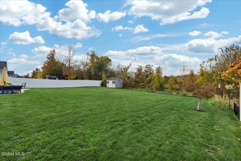 13 Coronado Way Malta NY 12020