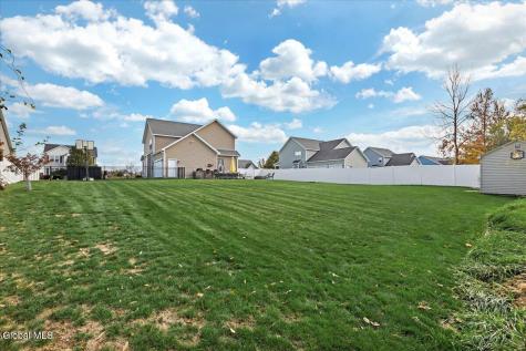 13 Coronado Way Malta NY 12020