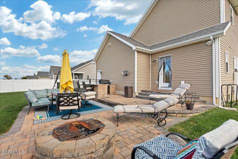 13 Coronado Way Malta NY 12020